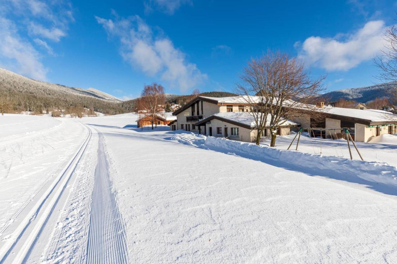 Logis Le Vernay Hotel 3*