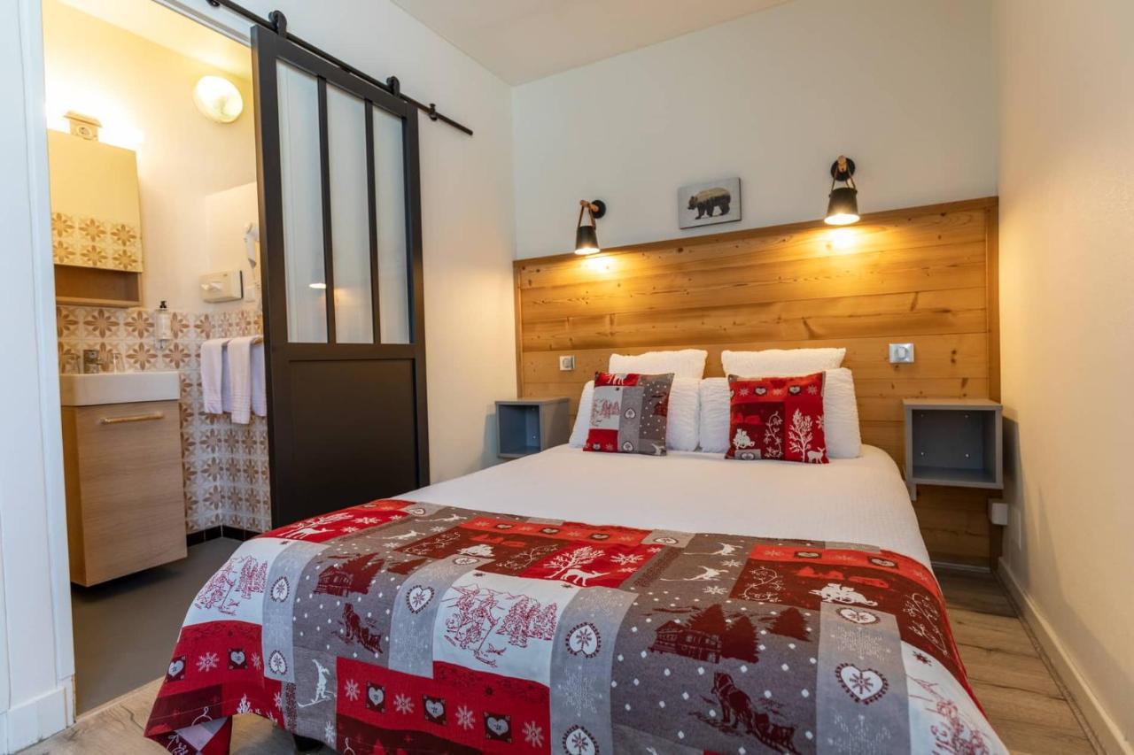 Hotel Logis Le Vernay 3*