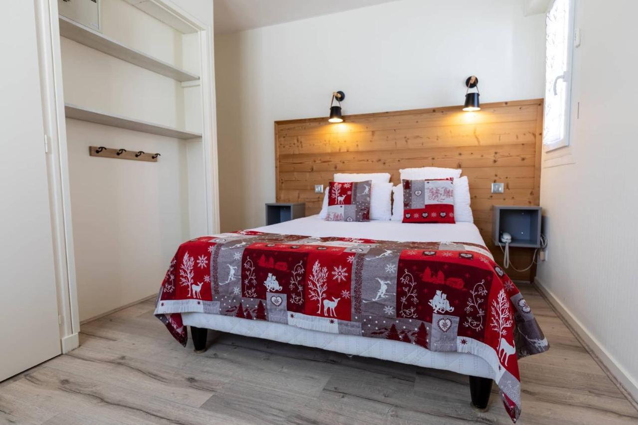 Logis Le Vernay Hotel