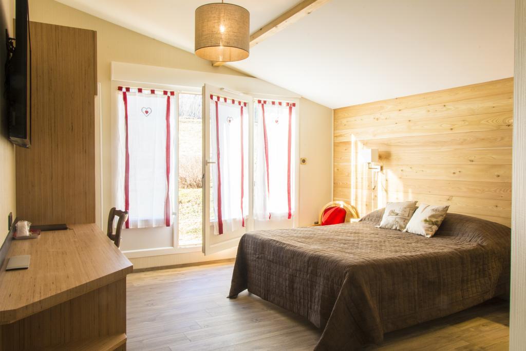 Logis Le Vernay 3*